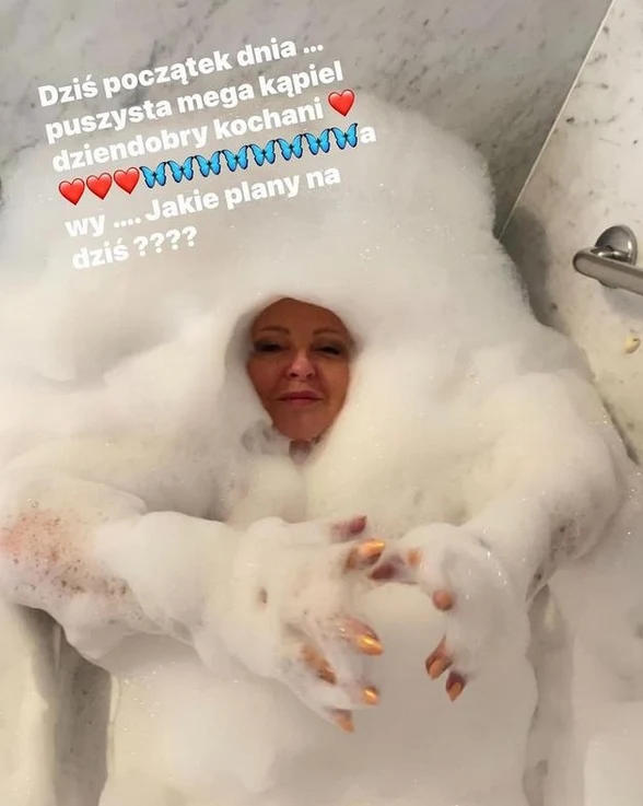 Magda Gessler w pianie