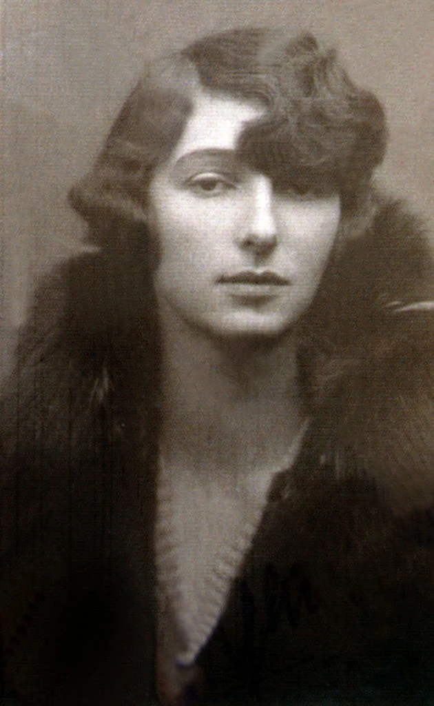 Krystyna Skarbek w wieku 19 lat Krystyna Skarbek w wieku 19 lat