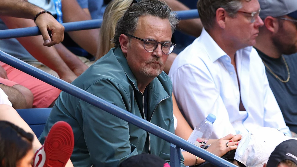 Matthew Perry przyznał, że na planie "Przyjaciół" rzadko był trzeźwy 