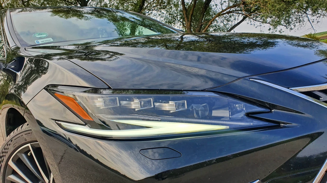 Lexus ES 300h Lexus ES 300h