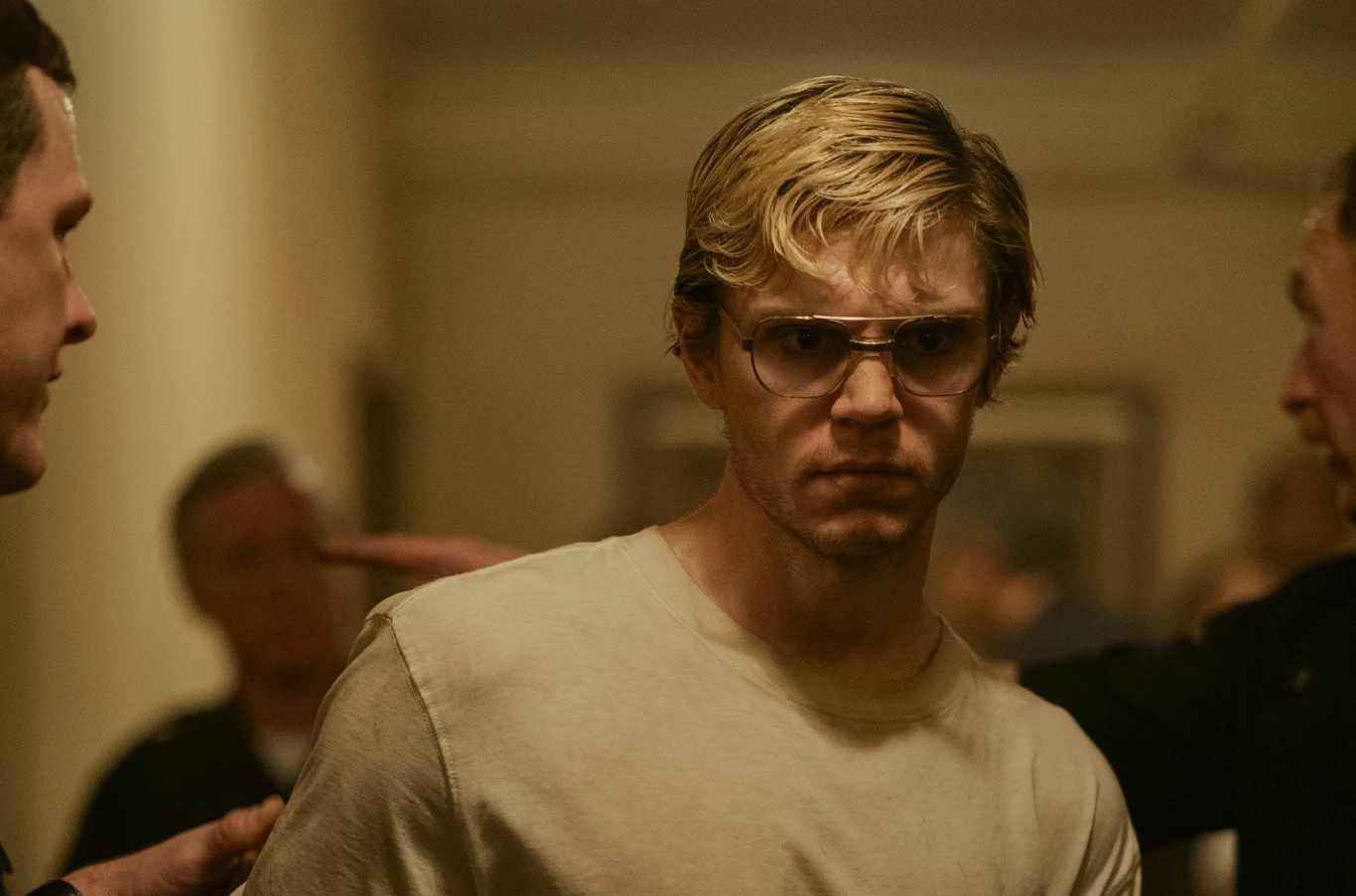 "Dahmer - Potwór: Historia Jeffreya Dahmera" "Dahmer - Potwór: Historia Jeffreya Dahmera"