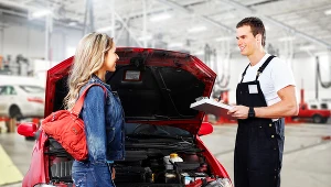 Do Polski są sprowadzane coraz starsze samochody 