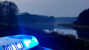 Zwłoki wyłowione z rzeki. Policja: To ciemnoskóry mężczyzna