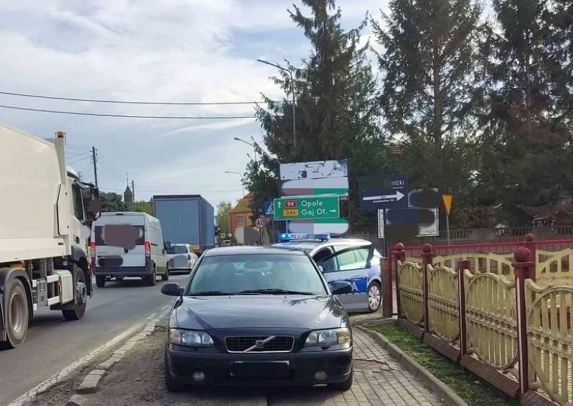 Za niezatrzymanie się do policyjnej kontroli kierowcy może grozić nawet 5 lat więzienia.