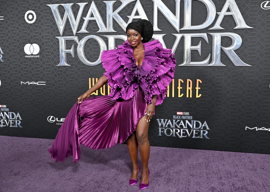 Gwiazdy zaprezentowału odważne kreacje na premierze "Black Panther:Wakanda Forever" Gwiazdy zaprezentowału odważne kreacje na premierze "Black Panther:Wakanda Forever"