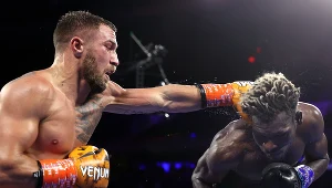 Wasyl Łomaczenko w walce z Richardem Commeyem