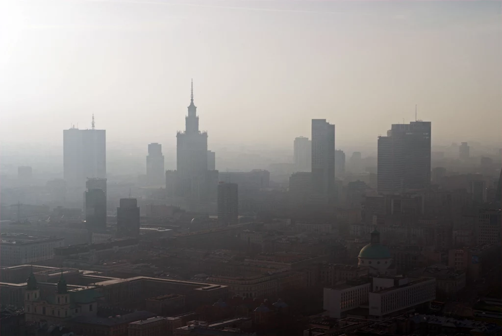 Czy dzisiaj jest smog w Polsce? Alert smogowy dla miast 28.10.2022 pokazuje, że dziś mieszkańcy Polski mogą oddychać czystym powietrzem. 