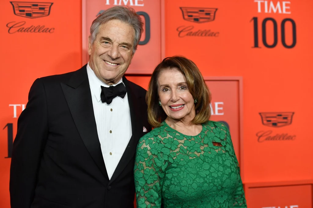 Mąż Nancy Pelosi zaatakowany w rezydencji Mąż Nancy Pelosi zaatakowany w rezydencji