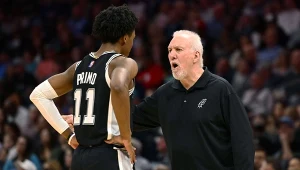 Joshua Primo oraz trener Gregg Popovich
