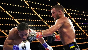 Wasyl Łomaczenko (z prawej)