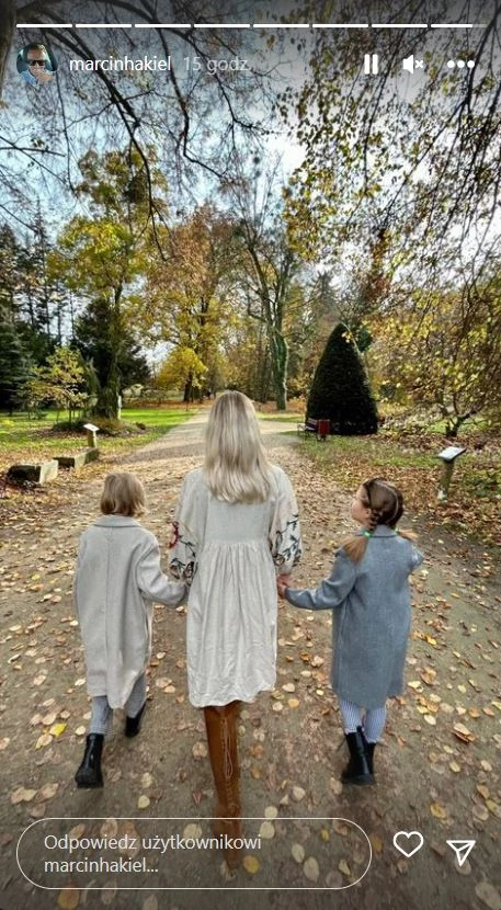 Hakiel na spacerze z dziećmi i nową dziewczyną Hakiel na spacerze z dziećmi i nową dziewczyną