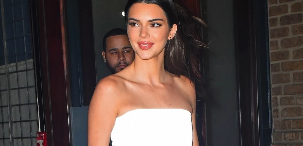 Kendall Jenner postawiła na seksowną halloweenową stylizację