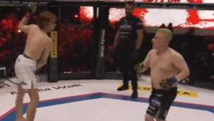 Kaluba (z lewej), po kuriozalnej walce, pokonał Maxgreena na gali Clash of the Stars