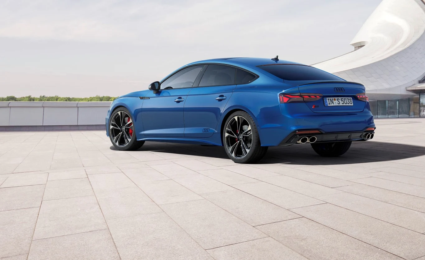 Nowe pakiety wizualne od Audi. Nowe pakiety wizualne od Audi.