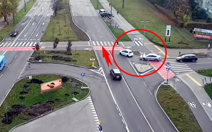 Niezamierzone wyprzedzanie przed przejściem jest karane tak samo jak wyprzedzanie zamierzone Niezamierzone wyprzedzanie przed przejściem jest karane tak samo jak wyprzedzanie zamierzone