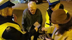 W poszukiwaniu żony 80-latka pomogli policjanci