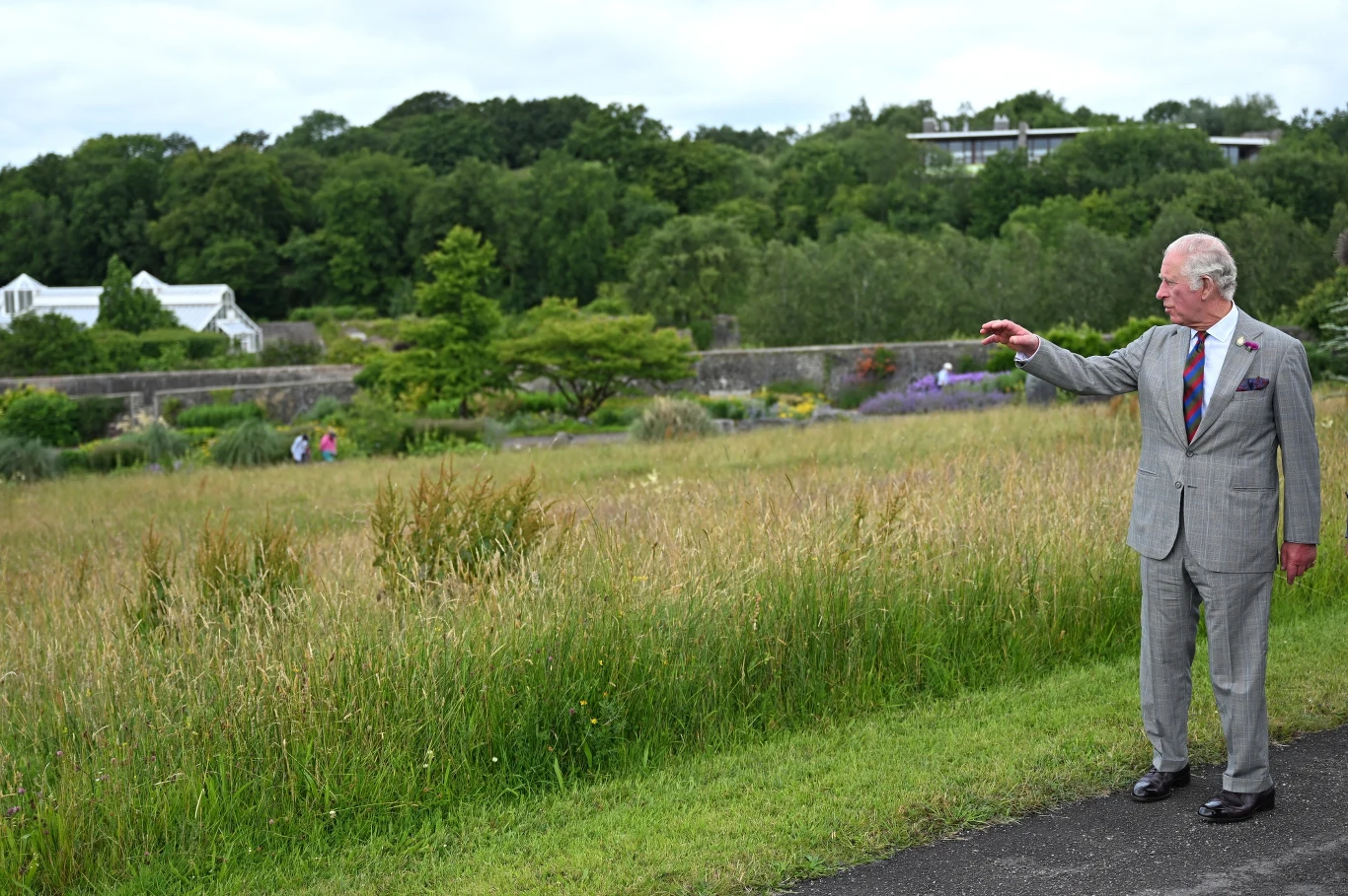 Król Karol III Król Karol III