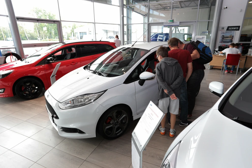 Samochody wciąż drożeją