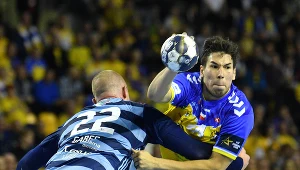 Potężny wstrząs w Kielcach, kwadrans i po zabawie! Pokaz mocy Łomży