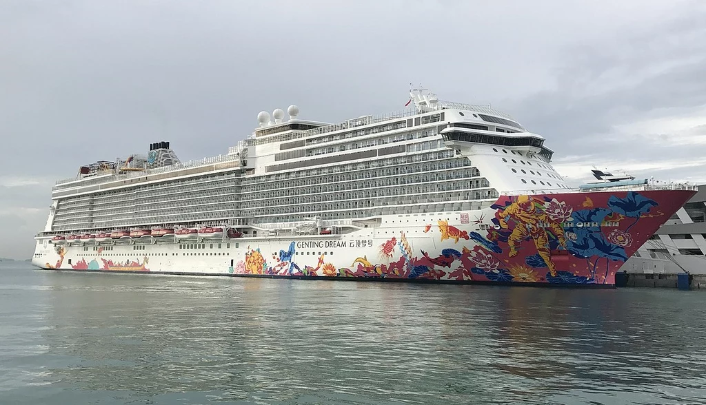 Genting Dream w wersji oryginalnej