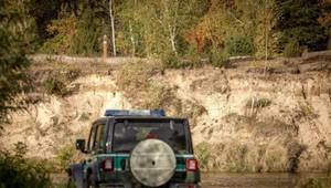 Część migrantów próbowała dostać się do Polski przez rzekę