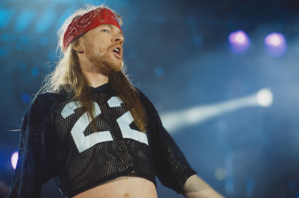 Axl Rose (Guns N' Roses) w 1992 r.