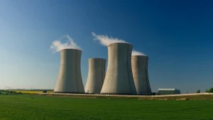 Energetyka atomowa. Opóźnienia w budowie elektrowni jądrowych okazały się kosztowne w kontekście wojny w Ukrainie. Zdj. ilustracyjne