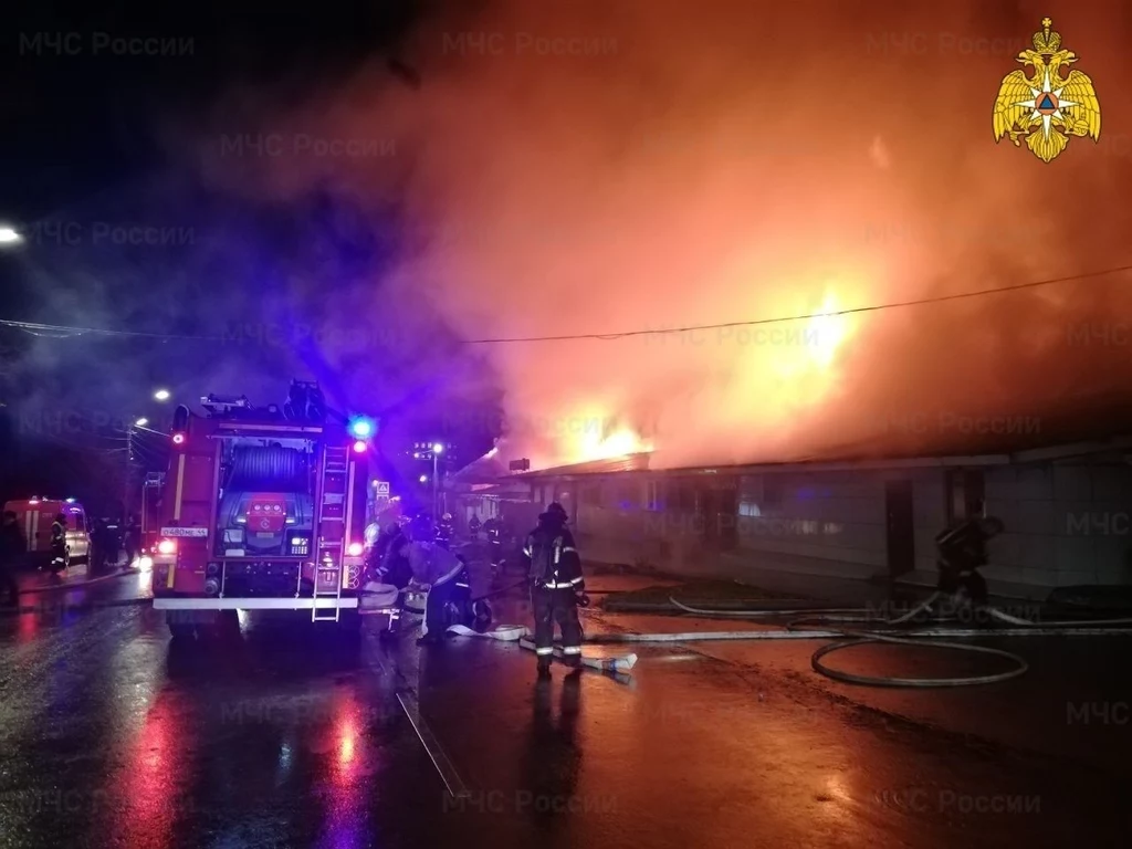 Pożar w rosyjskim klubie. Klient miał wystrzelić z rakietnicy Pożar w rosyjskim klubie. Klient miał wystrzelić z rakietnicy
