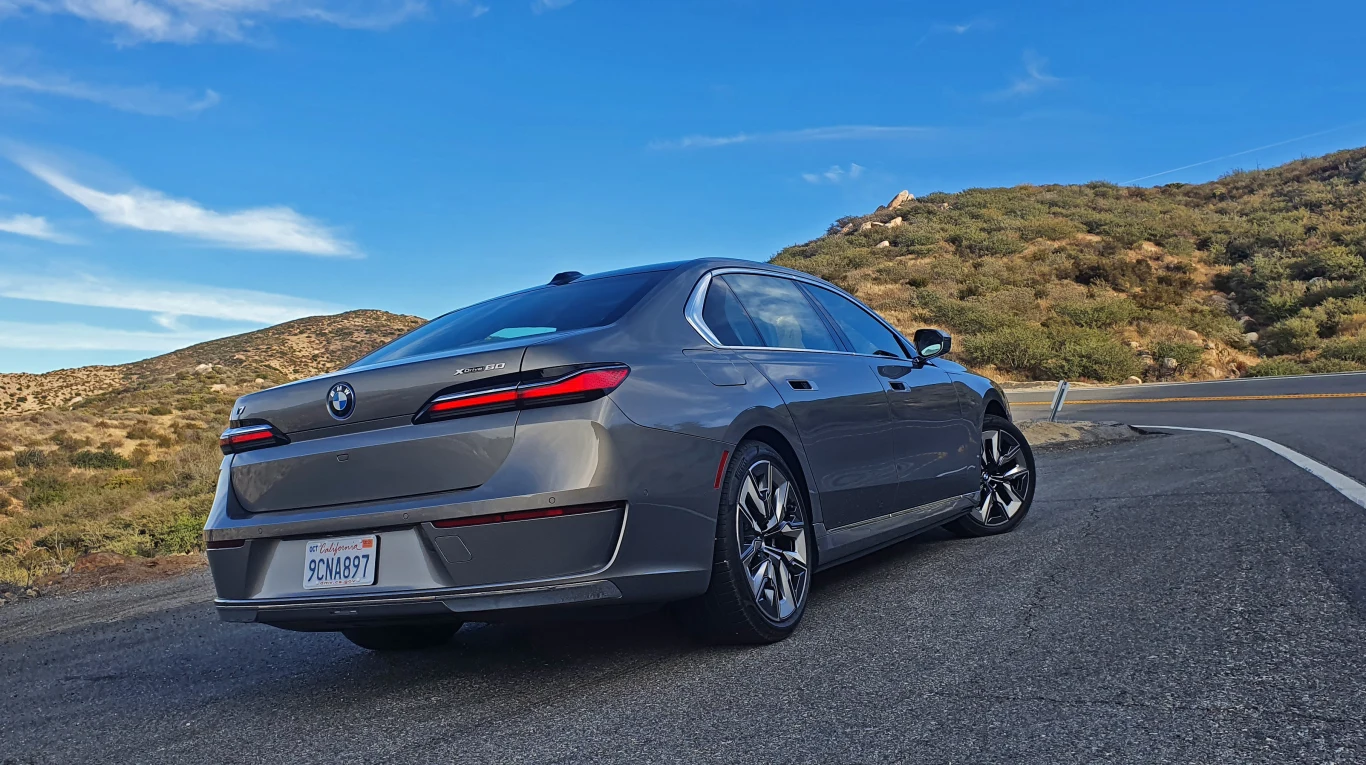 BMW i7 xDrive60 BMW i7 xDrive60