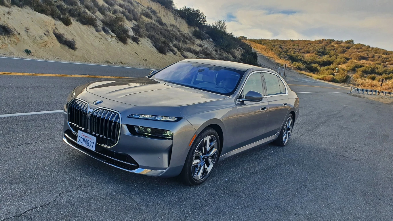 BMW i7 xDrive60 BMW i7 xDrive60