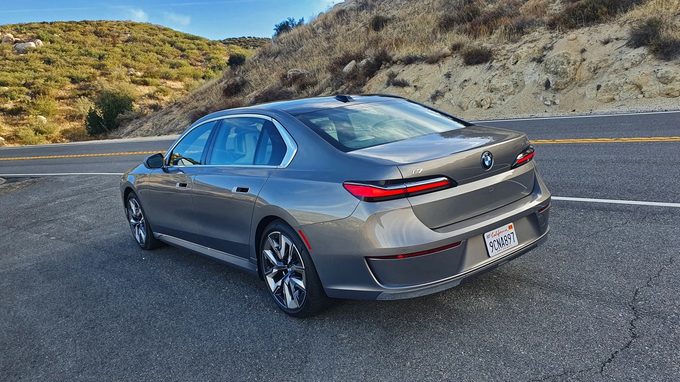 BMW i7 xDrive60 BMW i7 xDrive60