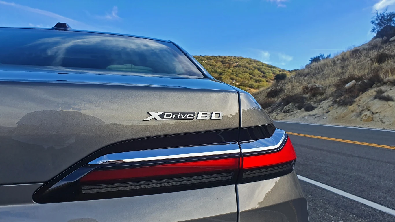 BMW i7 xDrive60 BMW i7 xDrive60