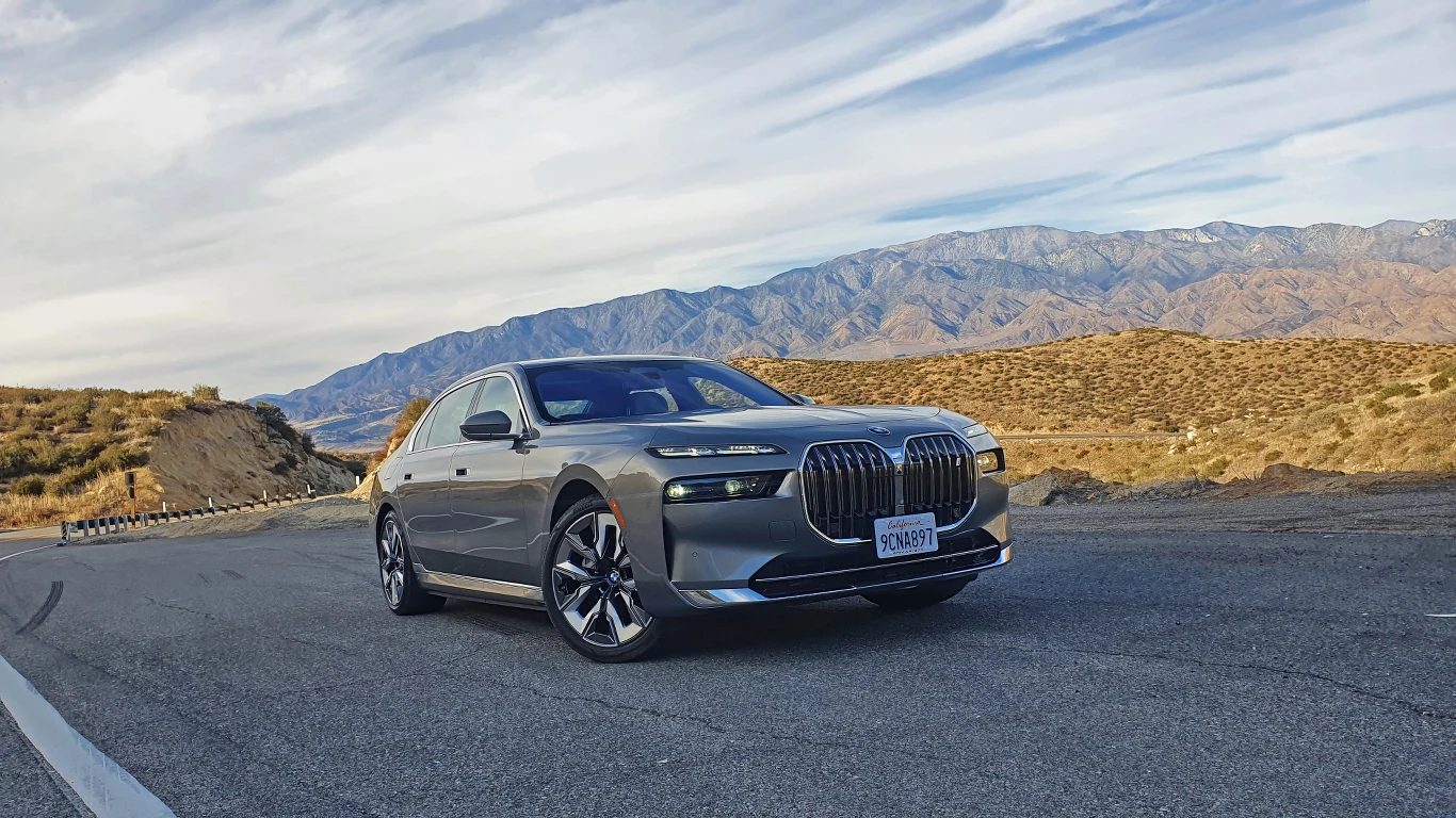 BMW i7 xDrive60 BMW i7 xDrive60