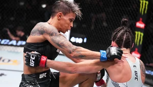 Amanda Lemos (z lewej) w walce z Mariną Rodruguez