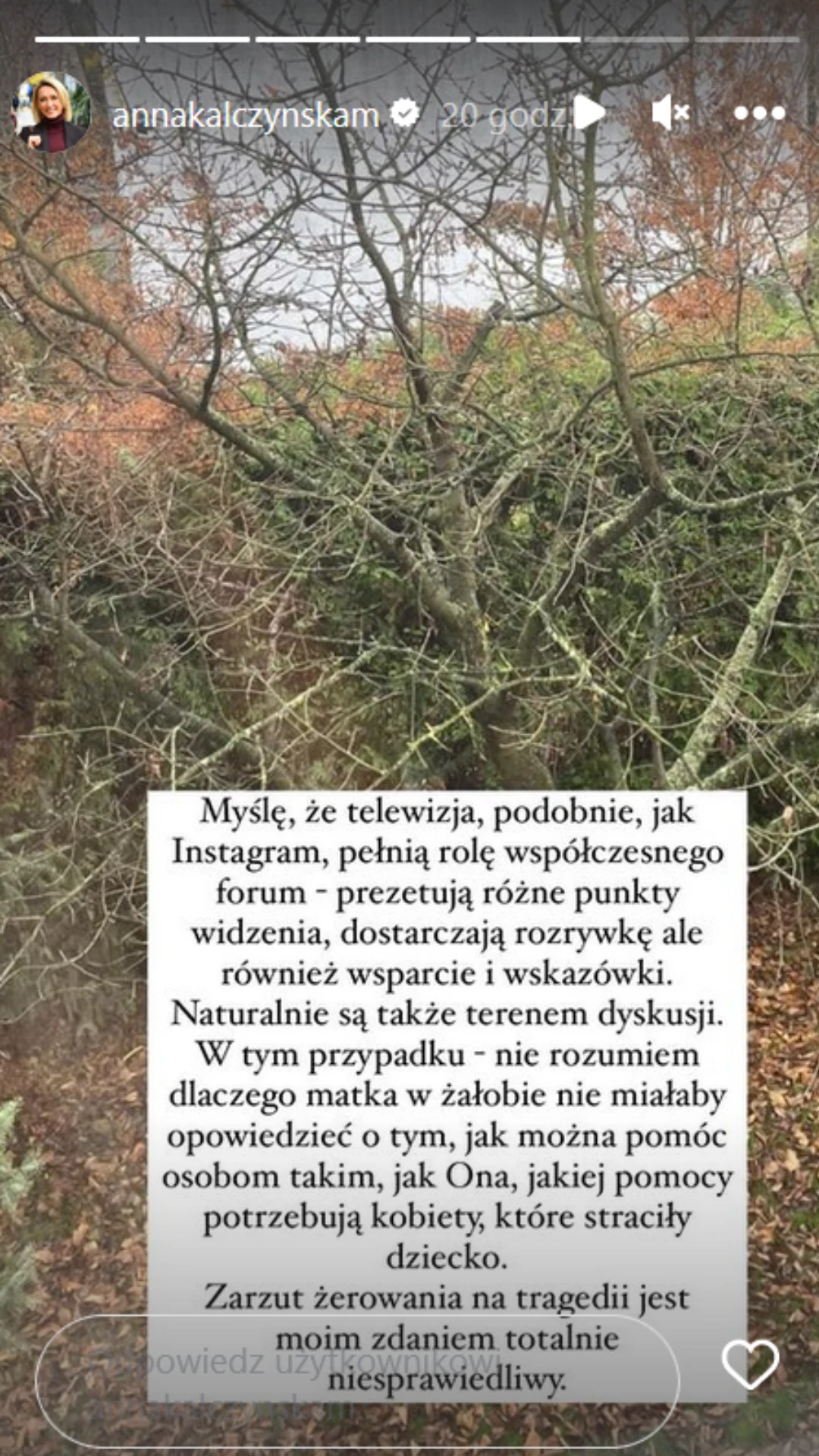 Stępień w "DDTVN" opowiedziała o śmierci syna i wywołała niezłą aferę. Głos w sprawie zabrała Kalczyńska na IG @annakalczynskam/ Stępień w "DDTVN" opowiedziała o śmierci syna i wywołała niezłą aferę. Głos w sprawie zabrała Kalczyńska na IG @annakalczynskam/