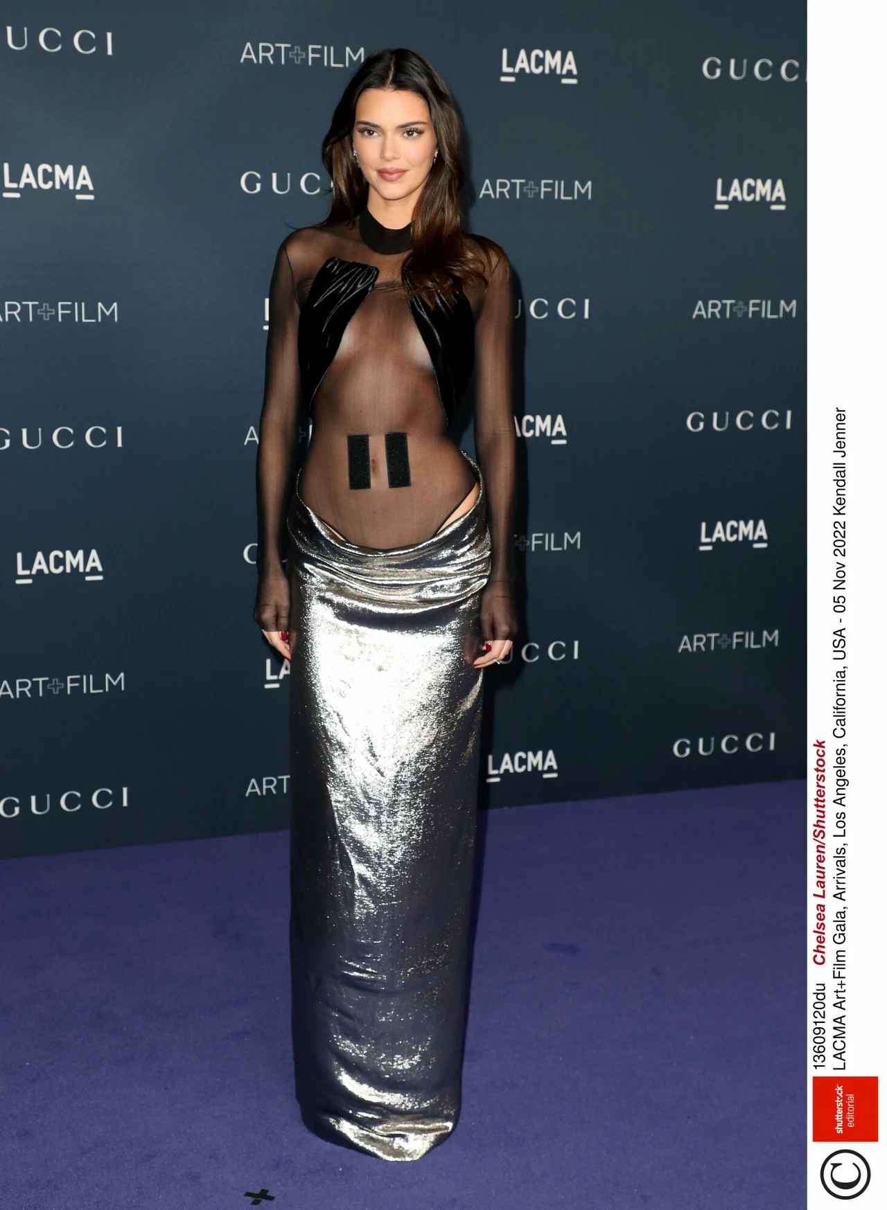 Uwagę fotoreporterów zwracała również Kendall Jenner w prześwitującej sukni Uwagę fotoreporterów zwracała również Kendall Jenner w prześwitującej sukni