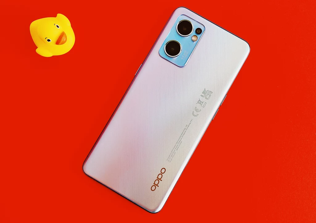 OPPO Reno7 5G - czy warto go kupić?