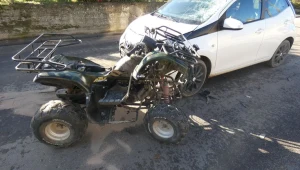 Kierujący quadem nie ustąpił pierwszeństwa. Wjechał pod koła toyoty