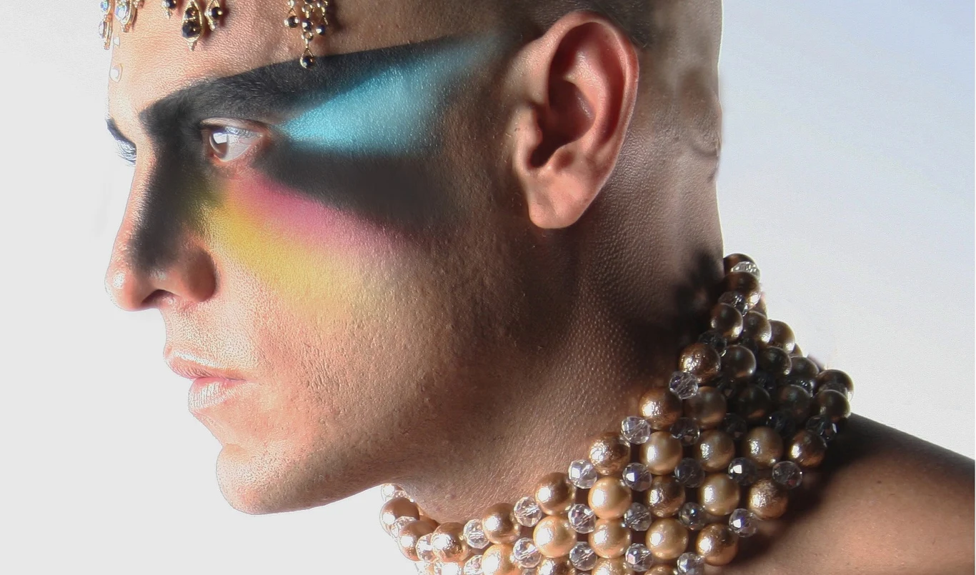 Makijaż zwiększa także atrakcyjność mężczyzn Makijaż zwiększa także atrakcyjność mężczyzn