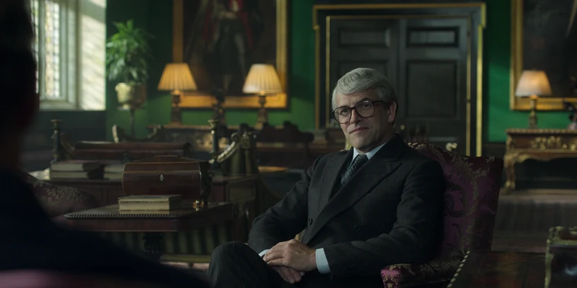 "The Crown 5": Jonny Lee Miller jako premier John Major "The Crown 5": Jonny Lee Miller jako premier John Major