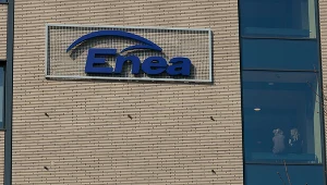 Grupa Enea szacuje, że miała w III kwartale 2022 roku 456 mln zł EBITDA wobec 1,12 mld zł przed rokiem