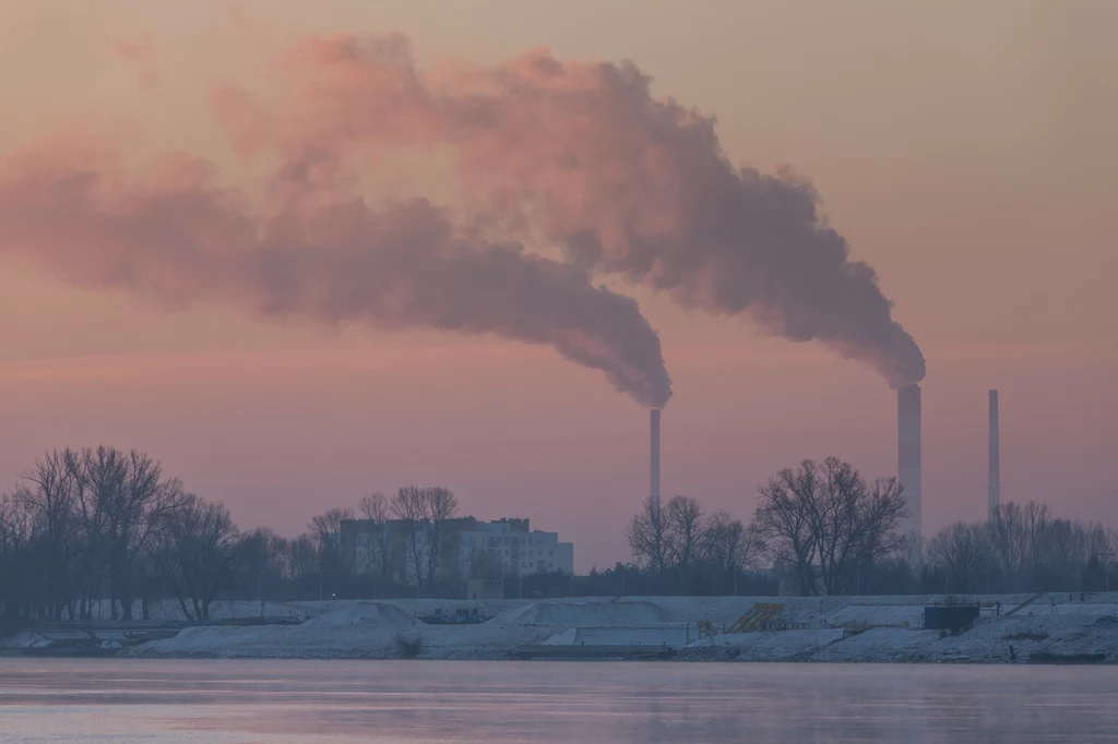 Warszawski smog i dym z elektrociepłowni
