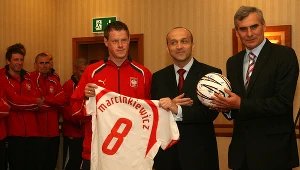 Wszedł pan premier do szatni, śmichy-chichy, a tu nas na hymny wołają