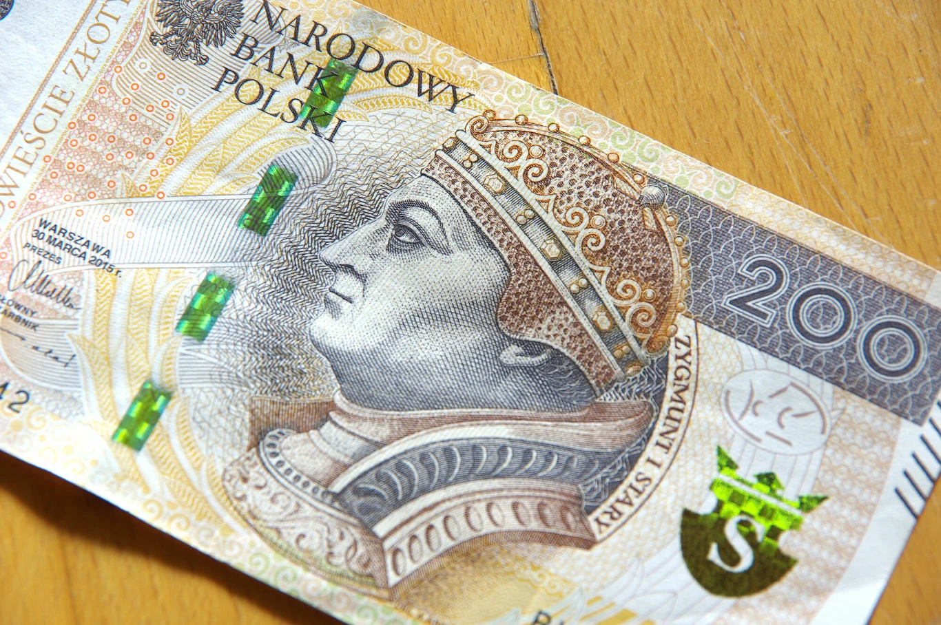 Na dodatkowe 200 zł liczyć może jedna, konkretna grupa obywateli Na dodatkowe 200 zł liczyć może jedna, konkretna grupa obywateli