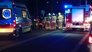 Śmiertelny wypadek pod Kaliszem. Zginęła jedna osoba, osiem jest rannych
