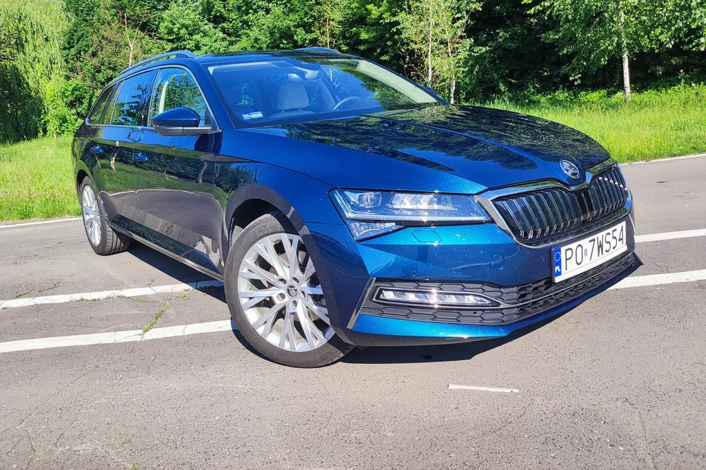 Skoda Superb Combi iV