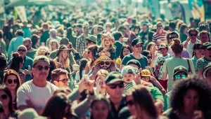 15 listopada 2022 roku populacja świata osiągnie 8 mld osób. 