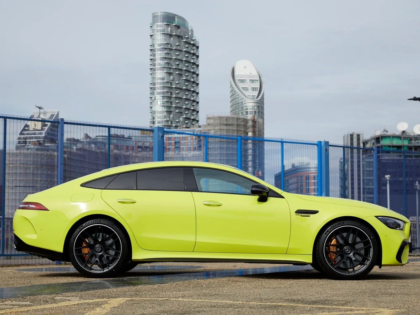 Mercedes-AMG GT 63 S E Performance od Rogera Federera.