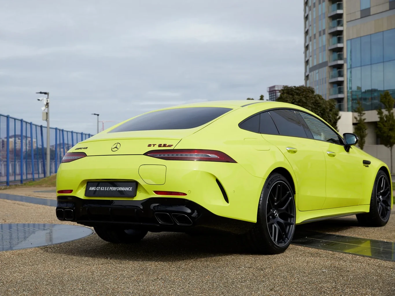 Mercedes-AMG GT 63 S E Performance od Rogera Federera.
