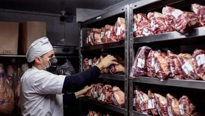 Mięso będzie droższe i coraz trudniej dostępne - ostrzega niemiecki przemysł mięsny (zdj. ilustracyjne)